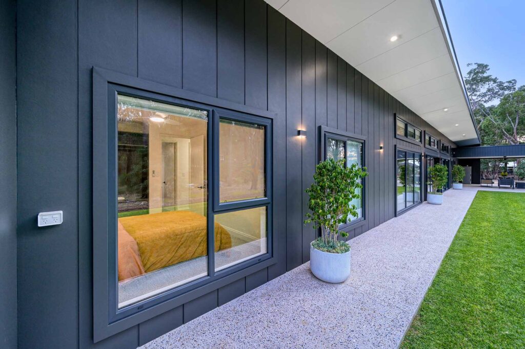 #house101 White Building Co