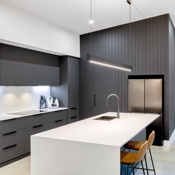 #house101 White Building Co